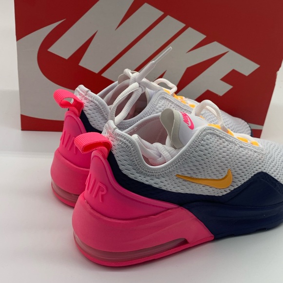 nike air max motion womens pink